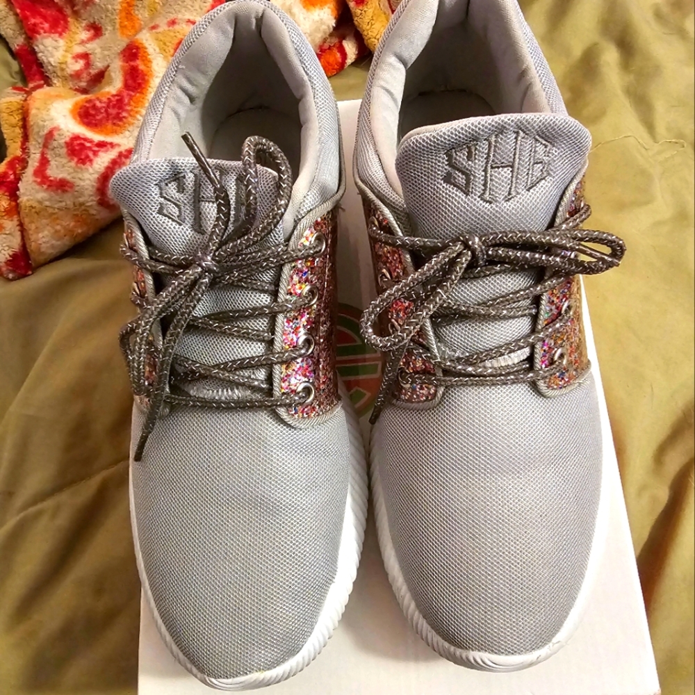 Ladies size 10, Confetti sneakers w monogram